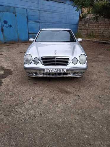 Mercedes E 220 2001, 425,000 km - 2.2 l - Masallı