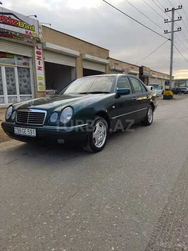 Mercedes E 200 1999, 325,480 km - 2.0 l - Bakı