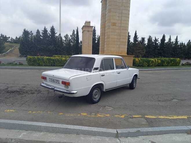 LADA (VAZ) 21011 1986, 500,000 km - 1.6 l - Şirvan