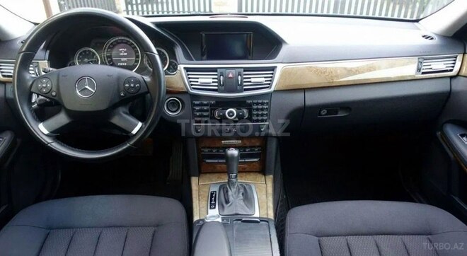 Mercedes E 220 2009, 240,000 km - 2.2 л - Bakı