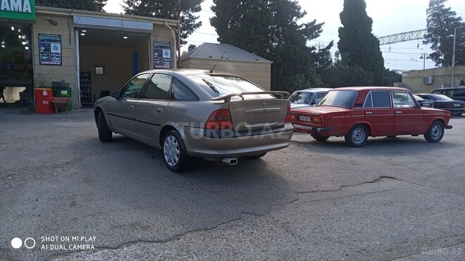 Opel Vectra 1997, 150,894 km - 2.0 l - Bakı