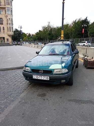 Opel Astra 1995, 323,340 km - 1.6 l - Bakı