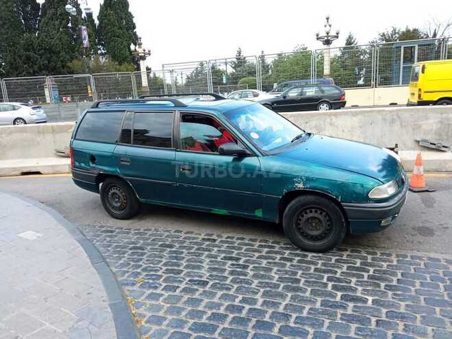 Opel Astra 1995, 323,340 km - 1.6 l - Bakı
