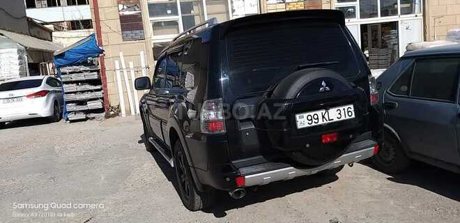 Mitsubishi Pajero 2007, 207,000 km - 3.0 л - Bakı