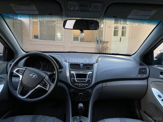 Hyundai Accent 2014, 131,590 km - 1.6 л - Bakı
