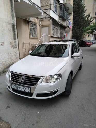 Volkswagen Passat 2010, 136,500 km - 1.8 l - Bakı