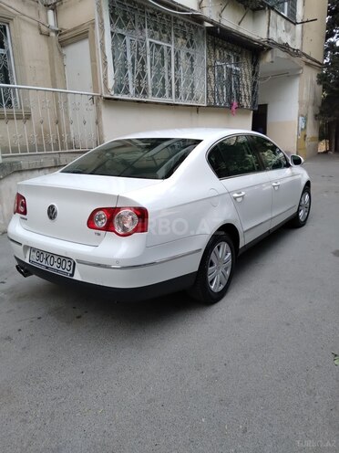 Volkswagen Passat 2010, 136,500 km - 1.8 l - Bakı