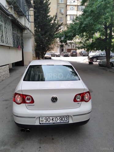 Volkswagen Passat 2010, 136,500 km - 1.8 l - Bakı