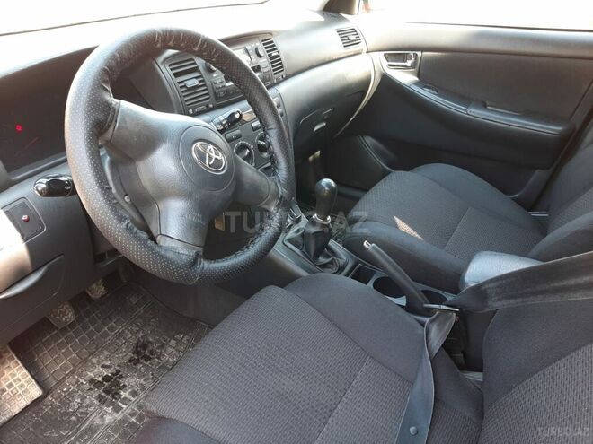 Toyota Corolla 2005, 236,000 km - 1.4 l - Bakı