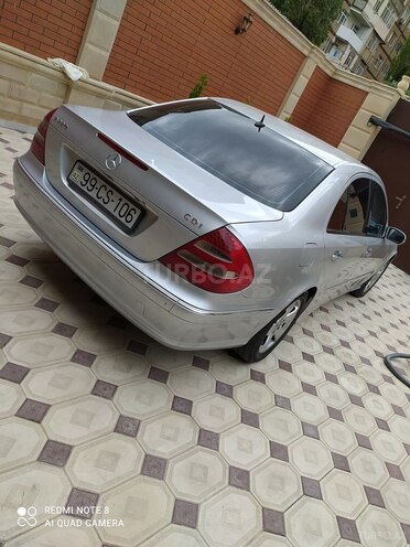 Mercedes E 220 2004, 372,000 km - 2.2 л - Bakı