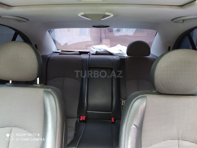 Mercedes E 220 2004, 372,000 km - 2.2 л - Bakı