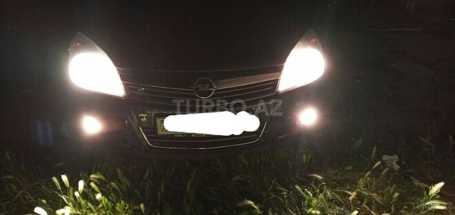 Opel Astra 2008, 114,000 km - 1.4 л - Bakı