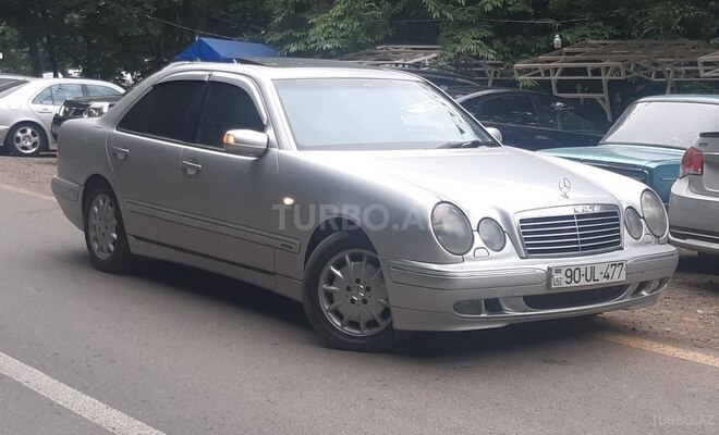 Mercedes E 220 1999, 450,000 km - 2.2 л - Bakı