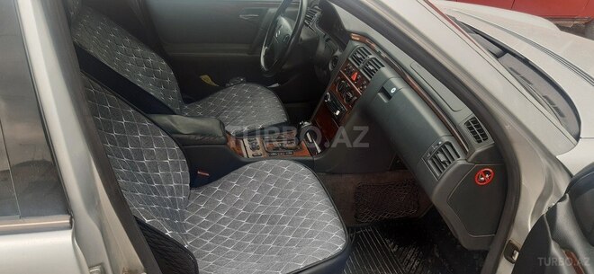 Mercedes E 220 1999, 450,000 km - 2.2 л - Bakı