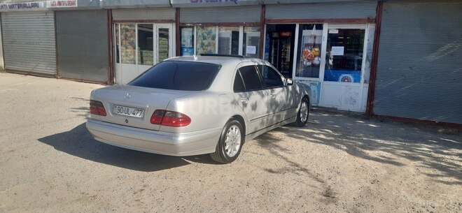 Mercedes E 220 1999, 450,000 km - 2.2 л - Bakı