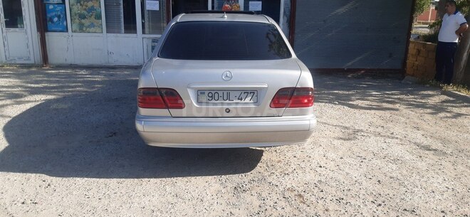 Mercedes E 220 1999, 450,000 km - 2.2 л - Bakı