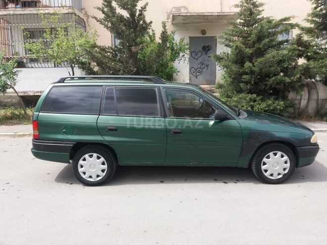 Opel Astra 1996, 390,000 km - 1.6 l - Bakı