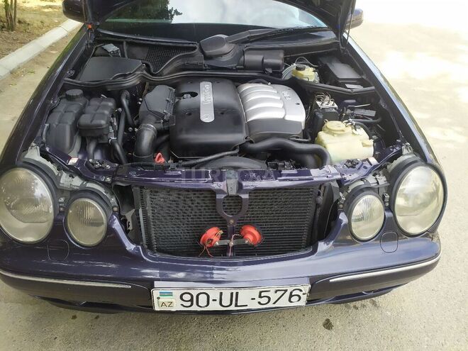 Mercedes E 270 2000, 316,000 km - 2.7 l - Bakı