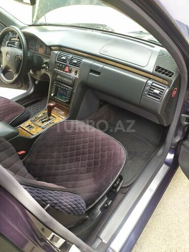 Mercedes E 270 2000, 316,000 km - 2.7 l - Bakı