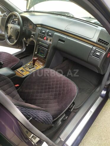 Mercedes E 270 2000, 316,000 km - 2.7 l - Bakı
