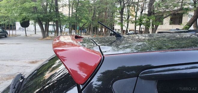 Nissan Juke 2012, 77,000 km - 1.6 l - Bakı