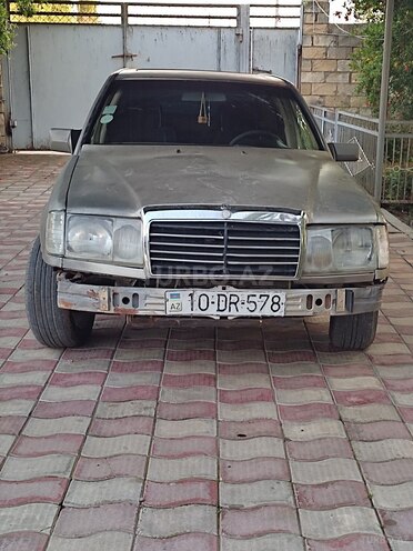 Mercedes E 200 1990, 700,000 km - 2.0 l - Sabirabad