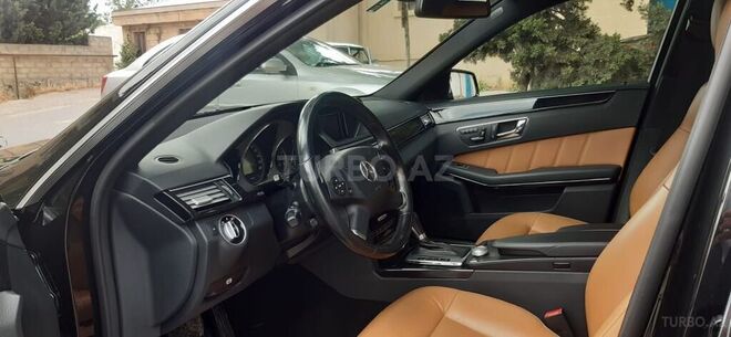 Mercedes E 180 2011, 115,000 km - 1.8 l - Bakı