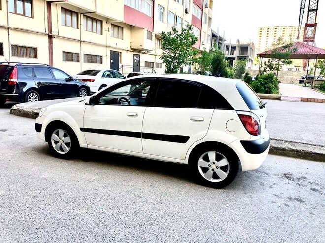 Kia Rio 2008, 215,000 km - 1.4 l - Bakı