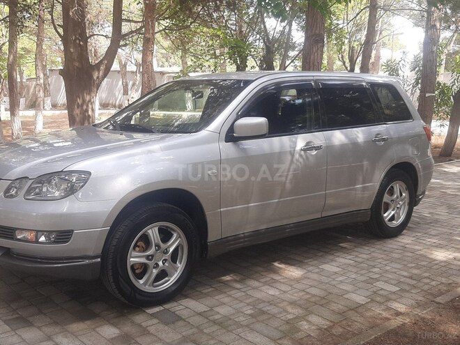 Mitsubishi Airtrek 2002, 321,457 km - 2.0 l - Sumqayıt