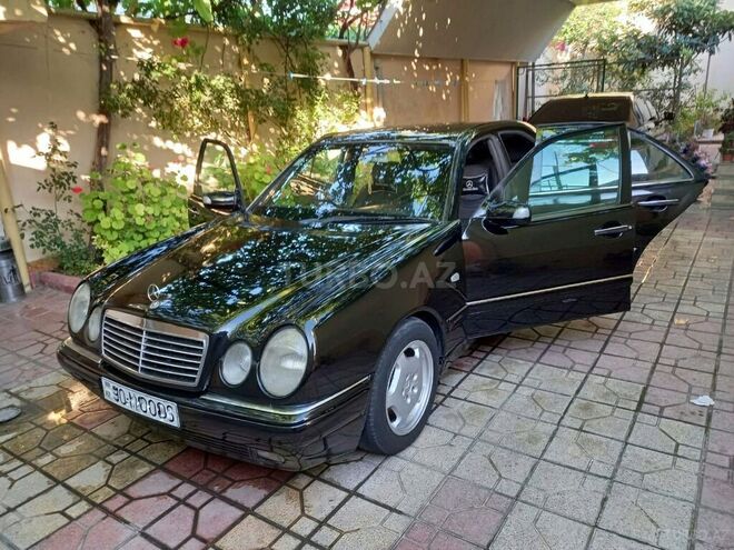 Mercedes E 280 1996, 390,000 km - 2.8 l - Bakı