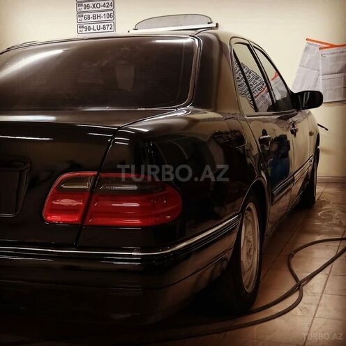 Mercedes E 280 1996, 390,000 km - 2.8 l - Bakı