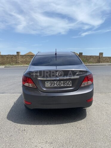Hyundai Accent 2013, 174,000 km - 1.6 л - Bakı