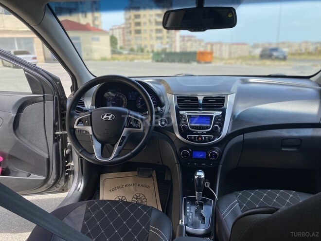 Hyundai Accent 2013, 174,000 km - 1.6 л - Bakı