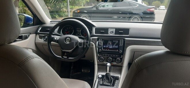 Volkswagen Passat 2017, 87,525 km - 1.8 л - Bakı