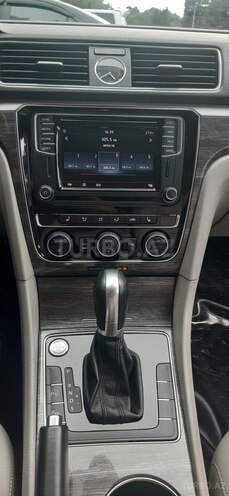 Volkswagen Passat 2017, 87,525 km - 1.8 л - Bakı