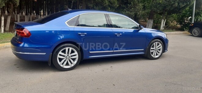 Volkswagen Passat 2017, 87,525 km - 1.8 л - Bakı