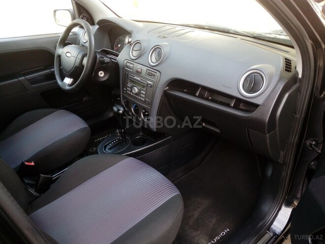 Ford Fiesta 2011, 110,000 km - 1.6 l - Sumqayıt