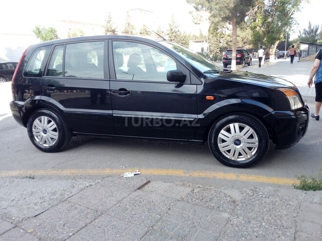 Ford Fiesta 2011, 110,000 km - 1.6 l - Sumqayıt