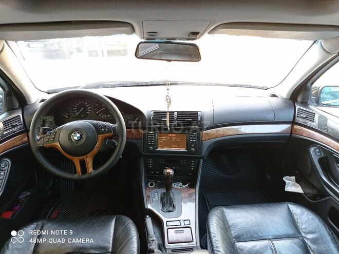 BMW 530 2001, 210,000 km - 3.0 л - Bakı