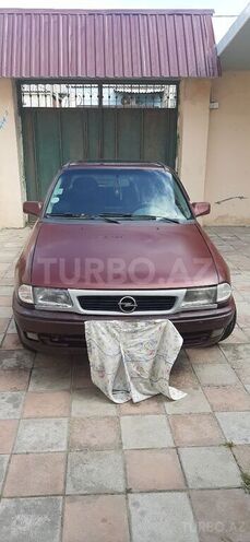 Opel Astra 1993, 450,000 km - 1.6 l - Bakı