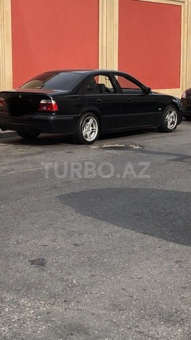 BMW 525 2002, 245,000 km - 2.5 л - Sumqayıt