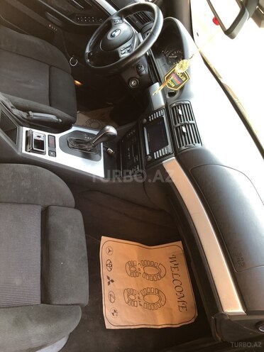 BMW 525 2002, 245,000 km - 2.5 л - Sumqayıt