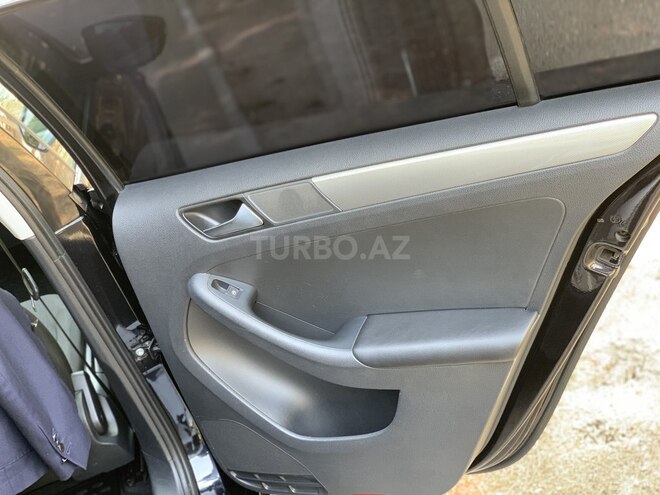 Volkswagen Jetta 2014, 135,400 km - 2.0 l - Bakı