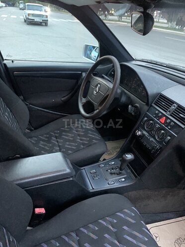 Mercedes C 200 1999, 200,000 km - 2.0 l - Sumqayıt