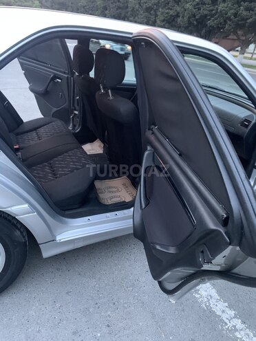 Mercedes C 200 1999, 200,000 km - 2.0 l - Sumqayıt