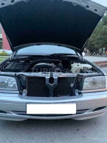 Mercedes C 200 1999, 200,000 km - 2.0 l - Sumqayıt