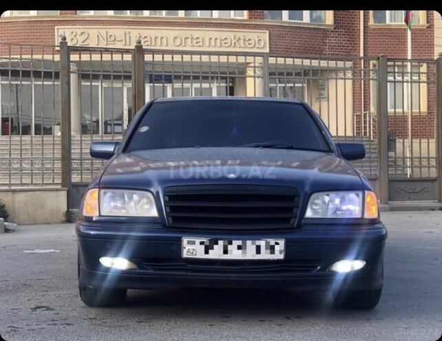 Mercedes C 240 2000, 355,000 km - 2.6 l - Bakı