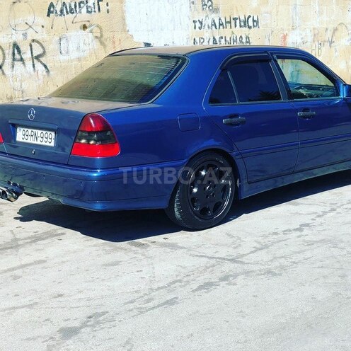 Mercedes C 240 2000, 355,000 km - 2.6 l - Bakı