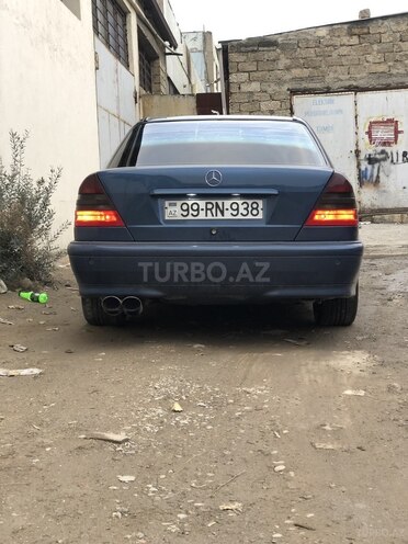 Mercedes C 240 2000, 355,000 km - 2.6 l - Bakı