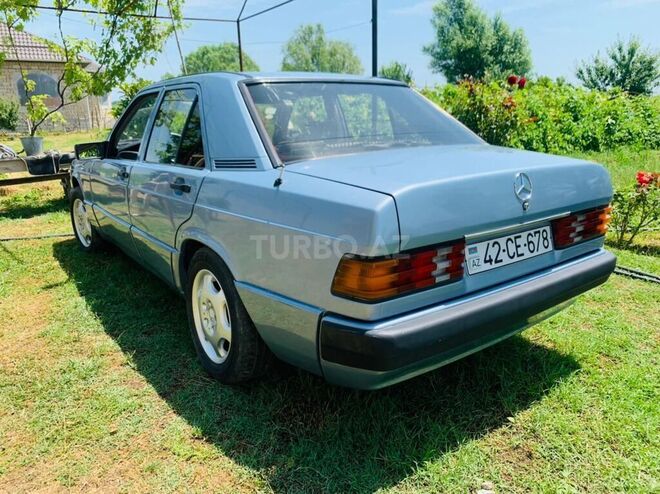 Mercedes 190 1991, 400,000 km - 1.8 l - Lənkəran
